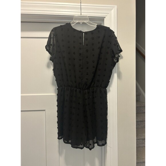 Women’s Black Dotted Swiss lined Size XL Romper Shortall Casual City Modern - Picture 6 of 8